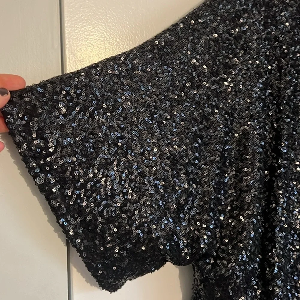 NEW! Sparkle top - Picture 5 of 6